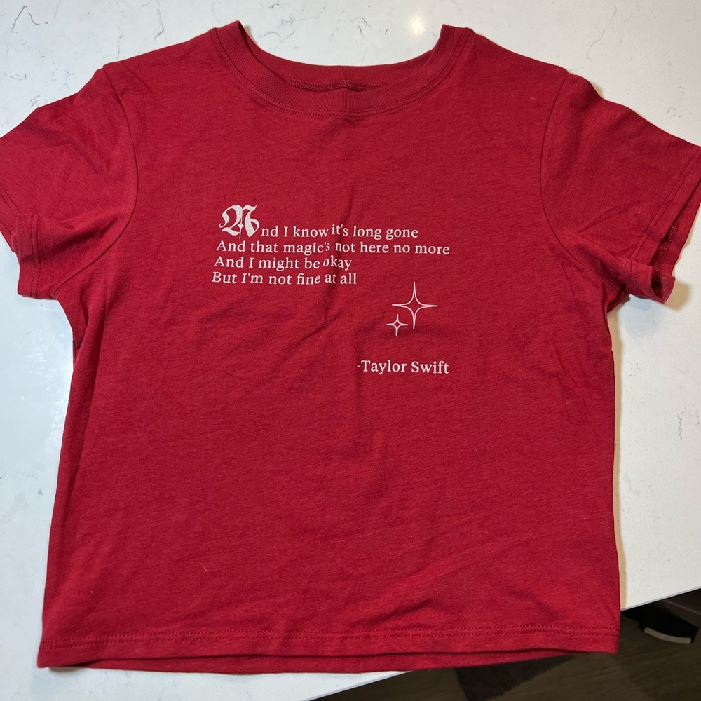 Taylor Swift - All Too Well Baby Tee